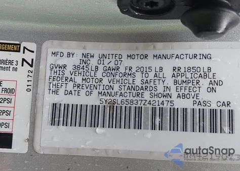 2007 Pontiac Vibe from USA, damaged, VIN 5Y2SL65837Z421475